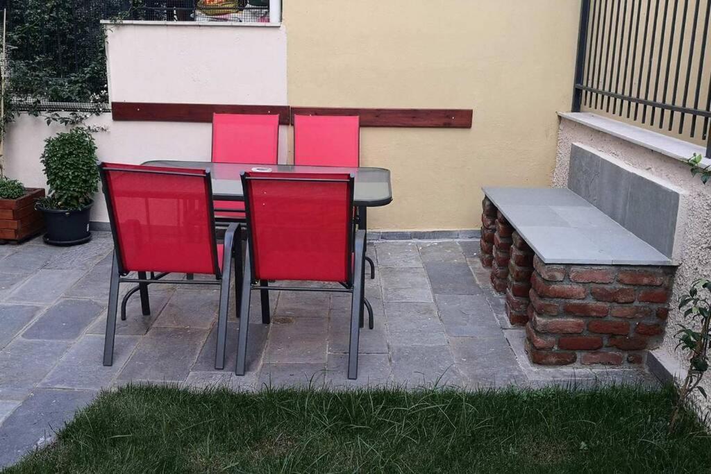 테살로니키 Cozy House With Garden In The Old Town 아파트 외부 사진