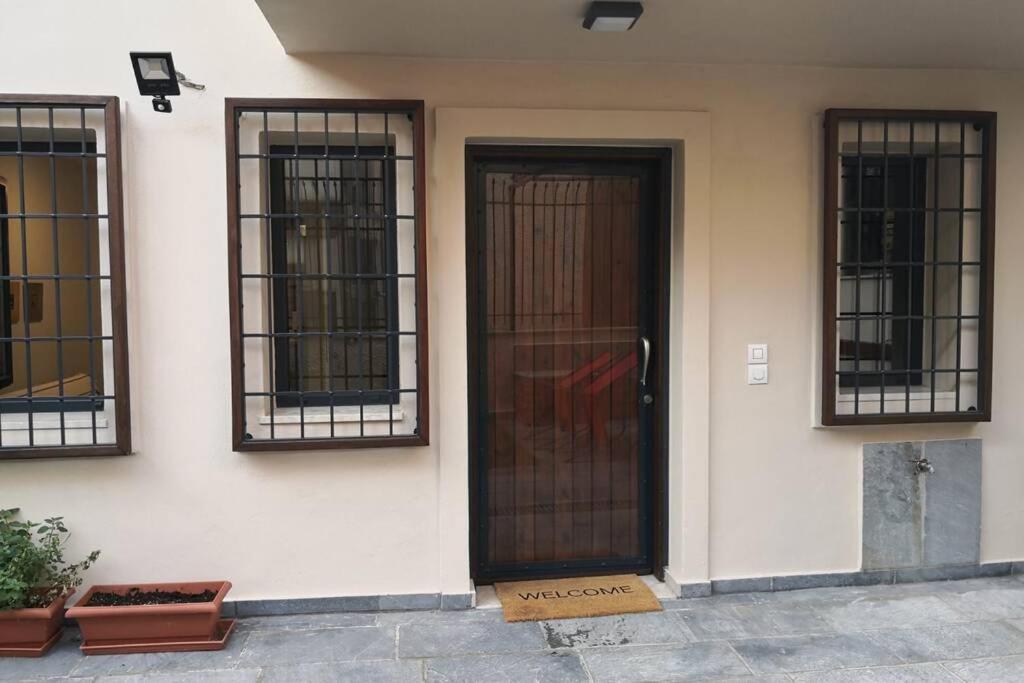 테살로니키 Cozy House With Garden In The Old Town 아파트 외부 사진